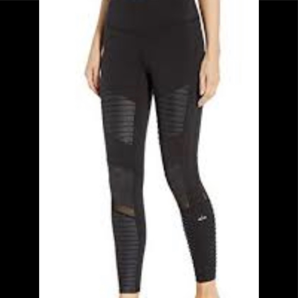- HP!!!❤️❤️❤️❤️ALO Yoga Moto Black Leggings